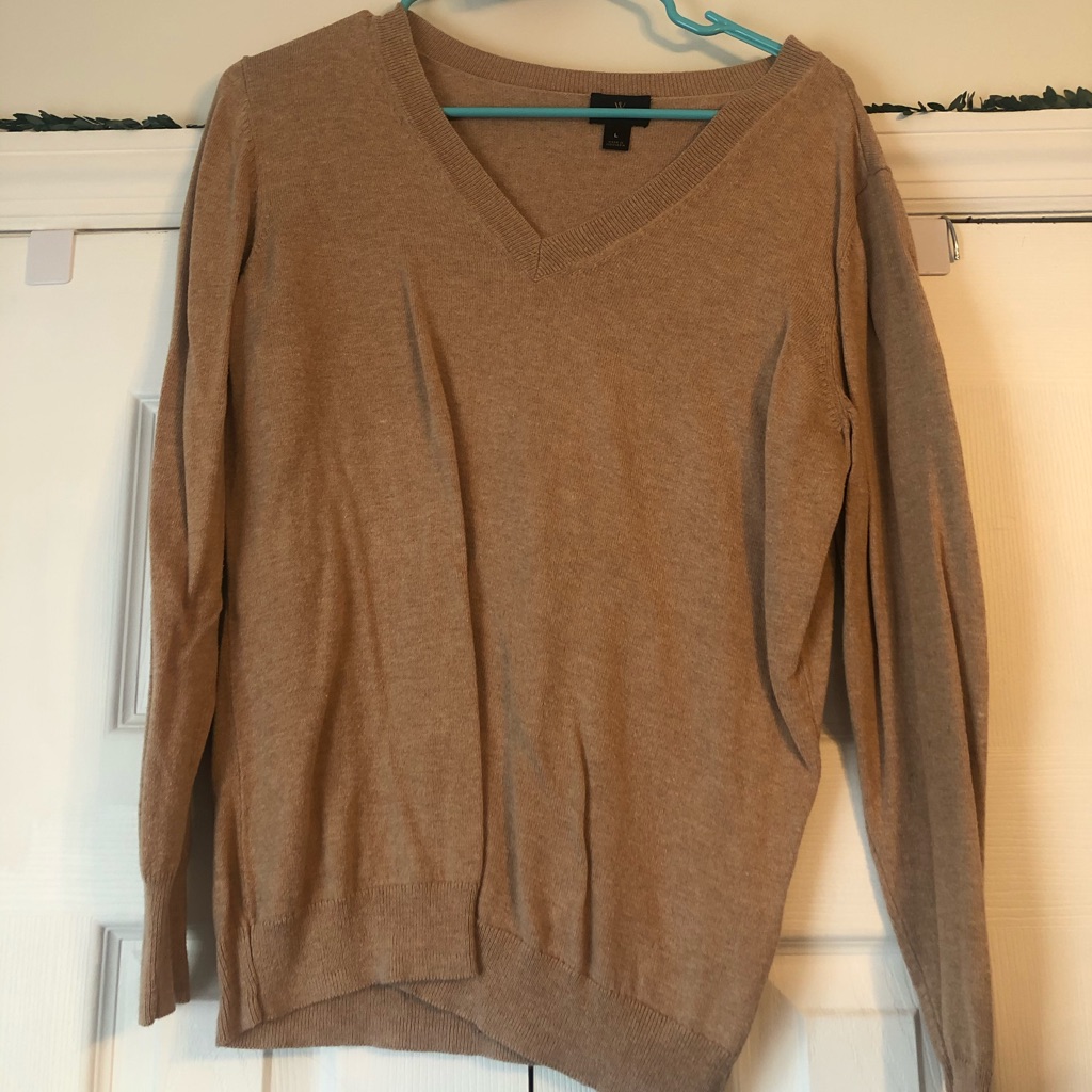 Tan Pull Over